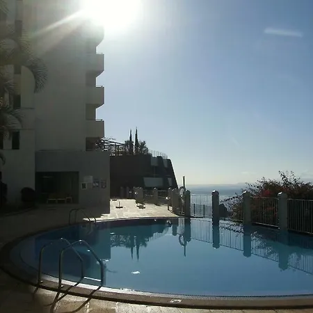 Oceanfront Apartment Funchal (Madeira)